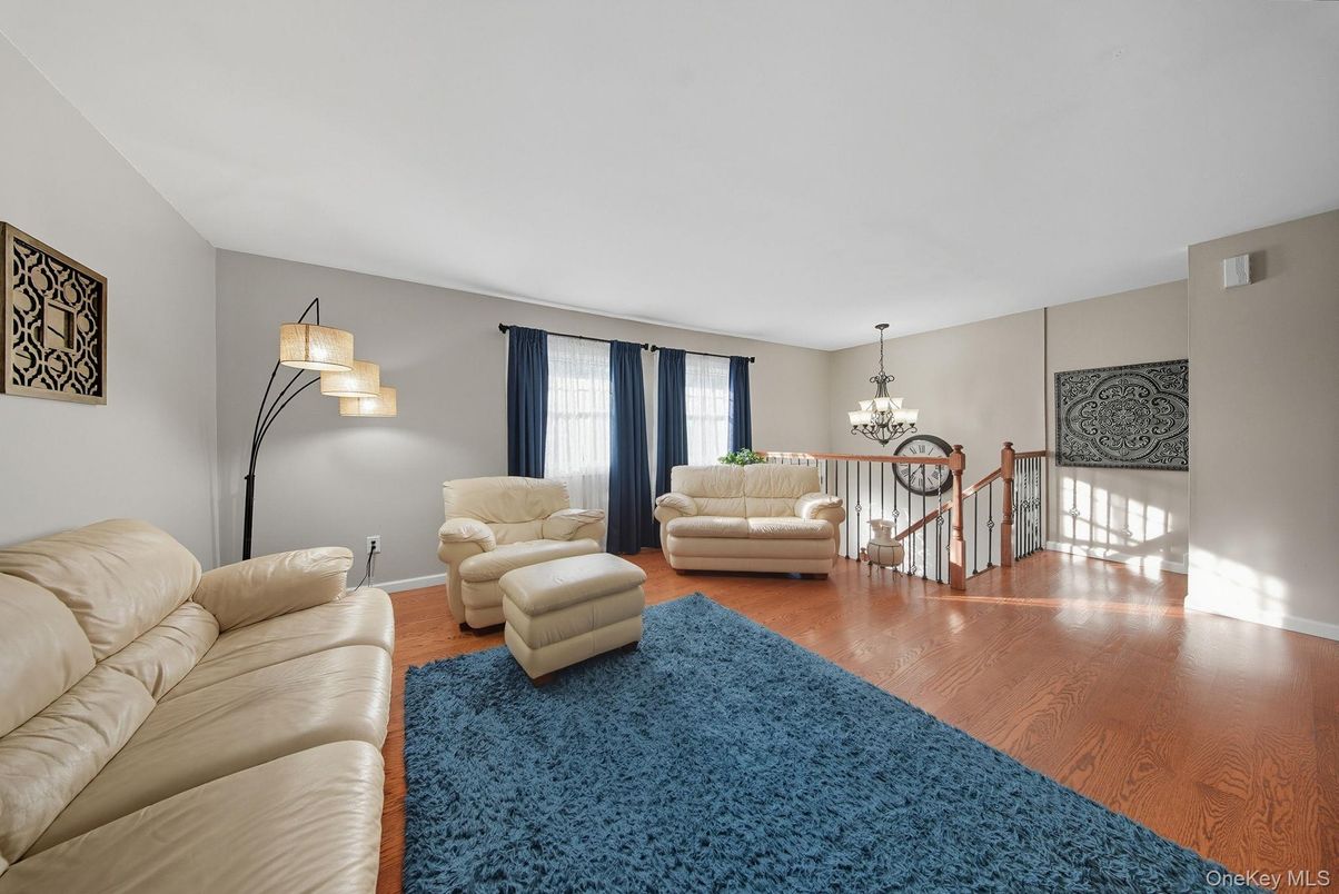 Chandelier, Interior, Living room, Wood Texture Flooring