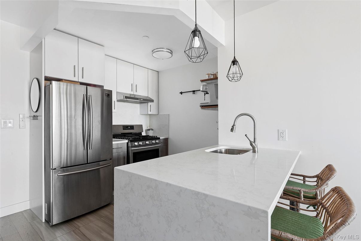 Interior, Kitchen, Pendant Lights, Stainless Steel Appliances, Wood Texture Flooring