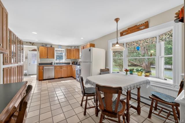 Dining room, Interior, Kitchen, Pendant Lights, Recessed Lighting