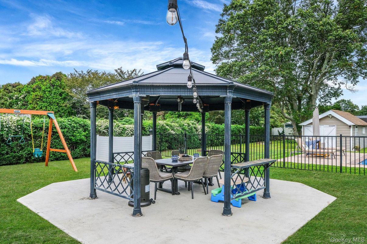 Backyard, Exterior, Playground