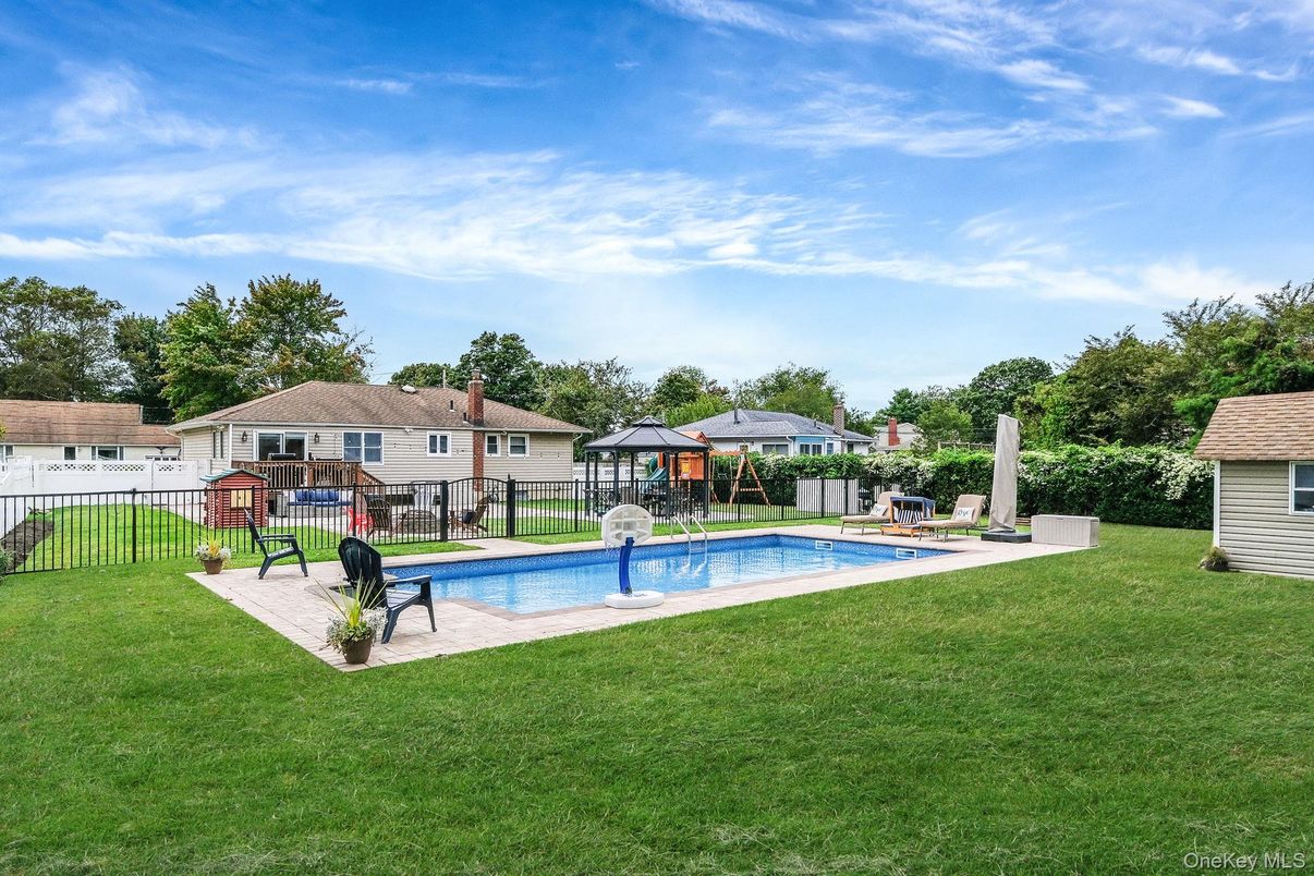 Backyard, Exterior, Pool