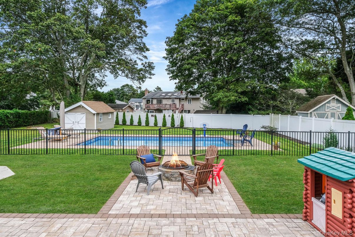 Backyard, Exterior, Pool