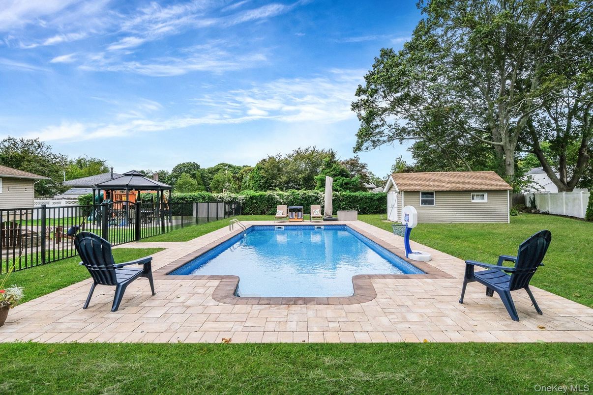 Backyard, Exterior, Pool