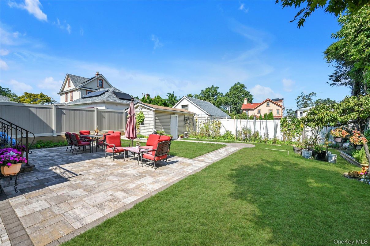 Backyard, Detached Garage, Exterior