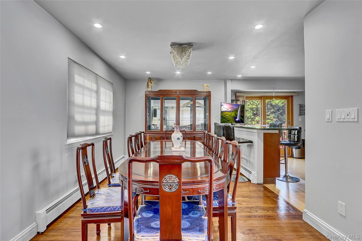 Dining room, Interior, Recessed Lighting, Wood Texture Flooring