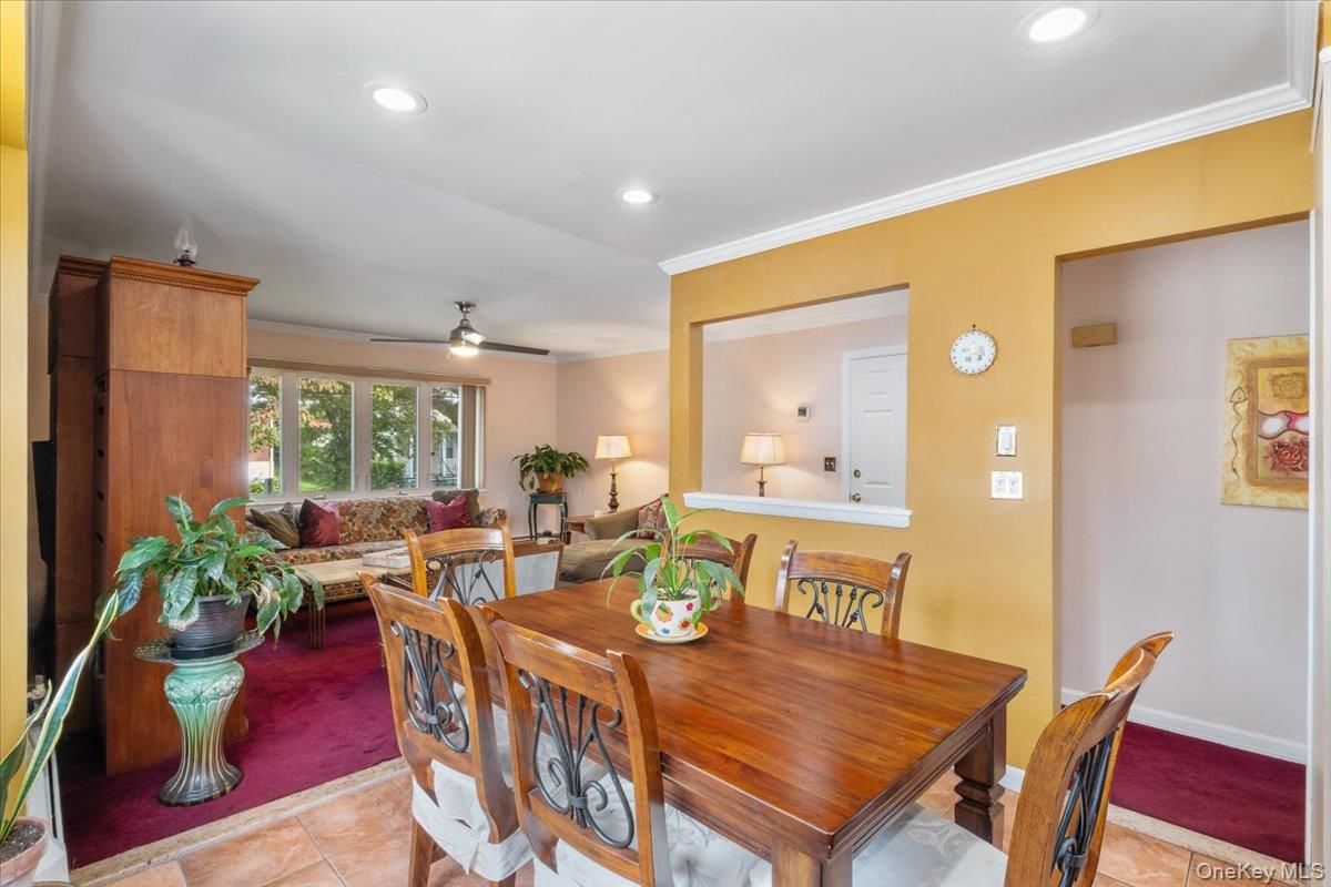 Dining room, Interior, Living room, Recessed Lighting