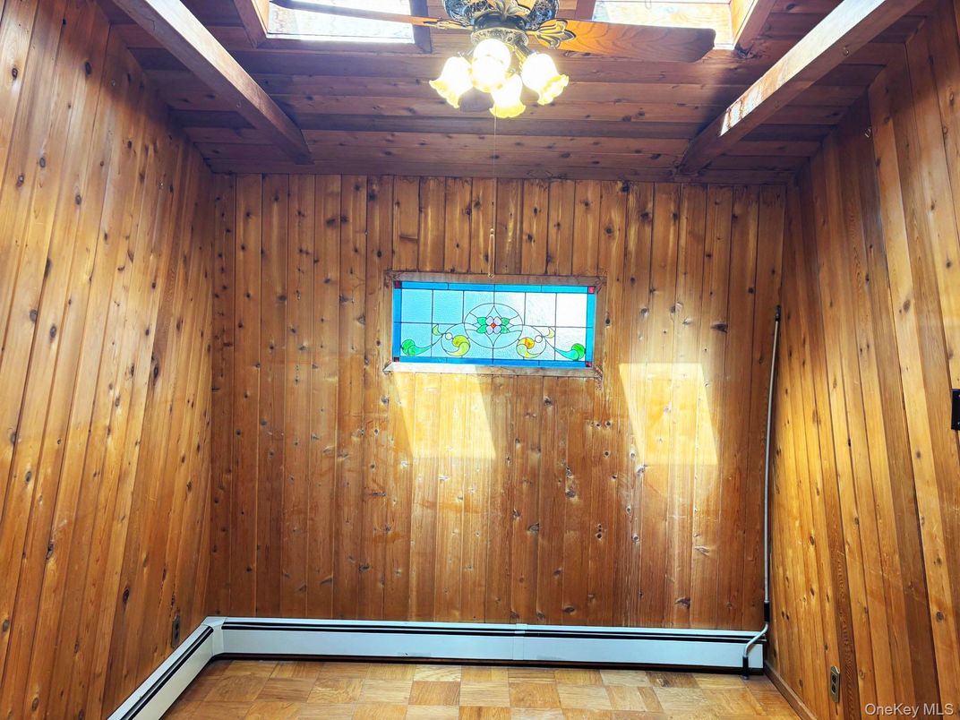 Empty room, Interior, Wooden Ceilings, Wood Texture Flooring, Wooden Walls