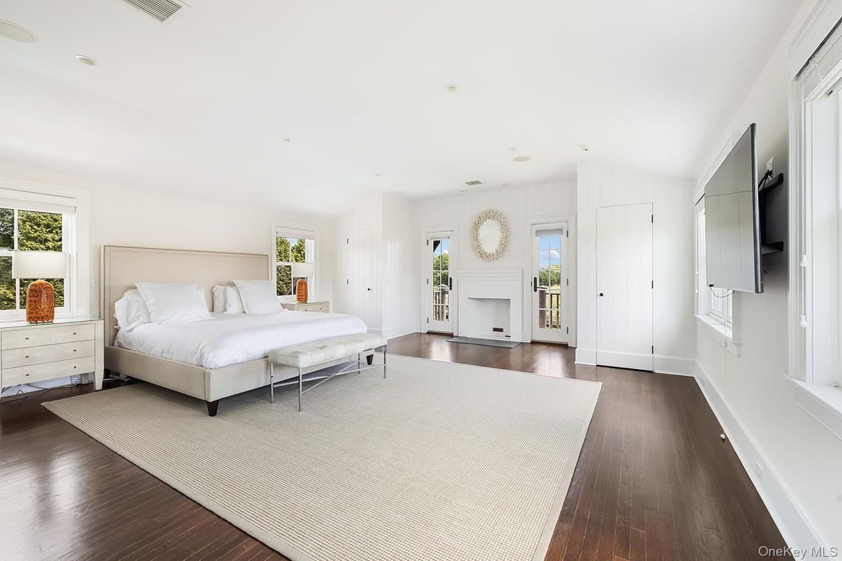 Bedroom, Fireplace, Interior, Recessed Lighting, Wood Texture Flooring