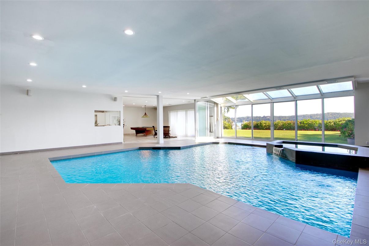 Interior, Pool, Recessed Lighting