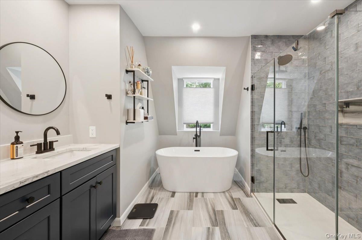 Bathroom, Dual Sink Vanities, Free Standing Baths, Glass Shower, Interior, Recessed Lighting
