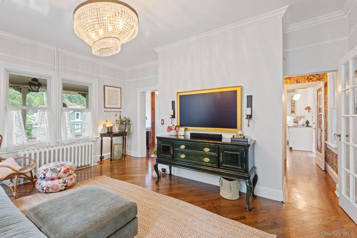 Chandelier, Interior, Wood Texture Flooring