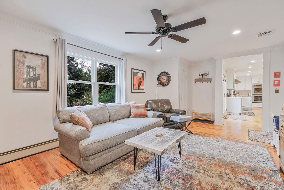 Interior, Kitchen, Living room, Recessed Lighting, Wood Texture Flooring