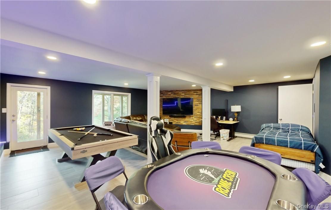 Billiard Table, Game Room, Interior, Recessed Lighting, Wood Texture Flooring