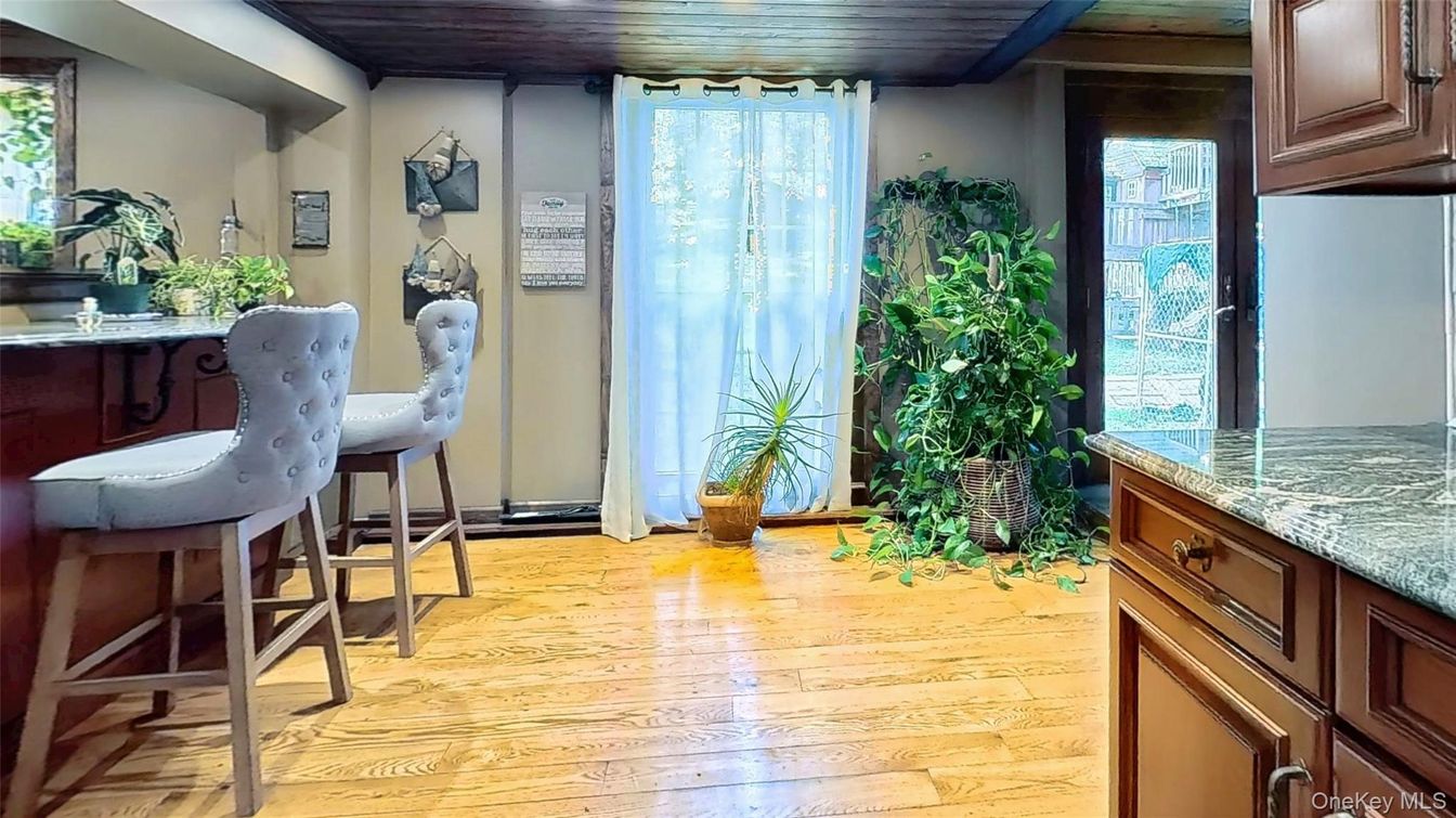 Interior, Recessed Lighting, Wooden Ceilings, Wood Texture Flooring