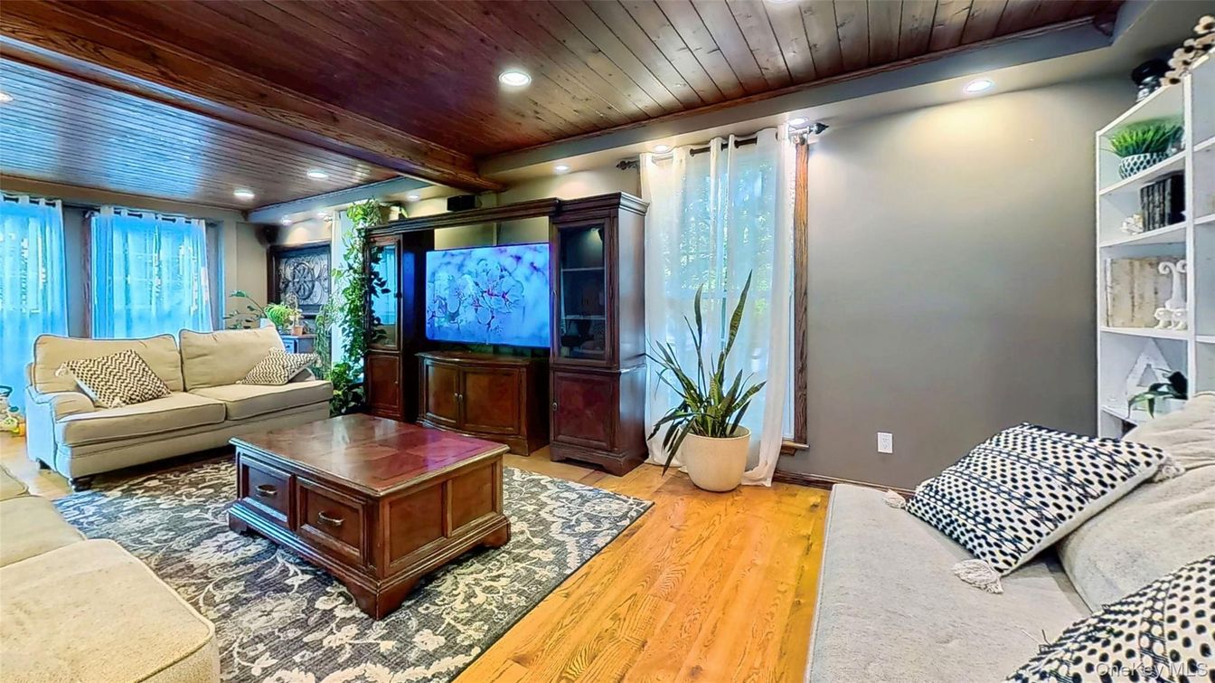 Interior, Living room, Recessed Lighting, Wooden Ceilings, Wood Texture Flooring