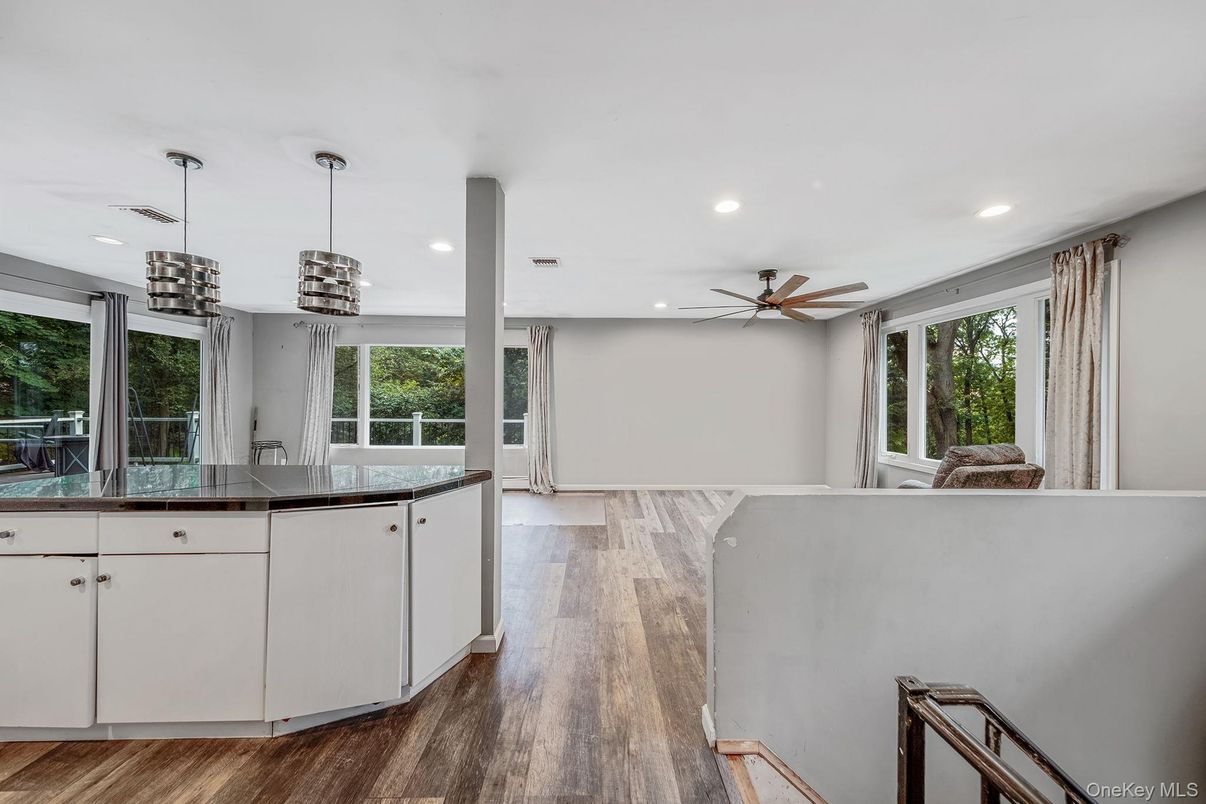 Interior, Kitchen, Pendant Lights, Recessed Lighting, Wood Texture Flooring