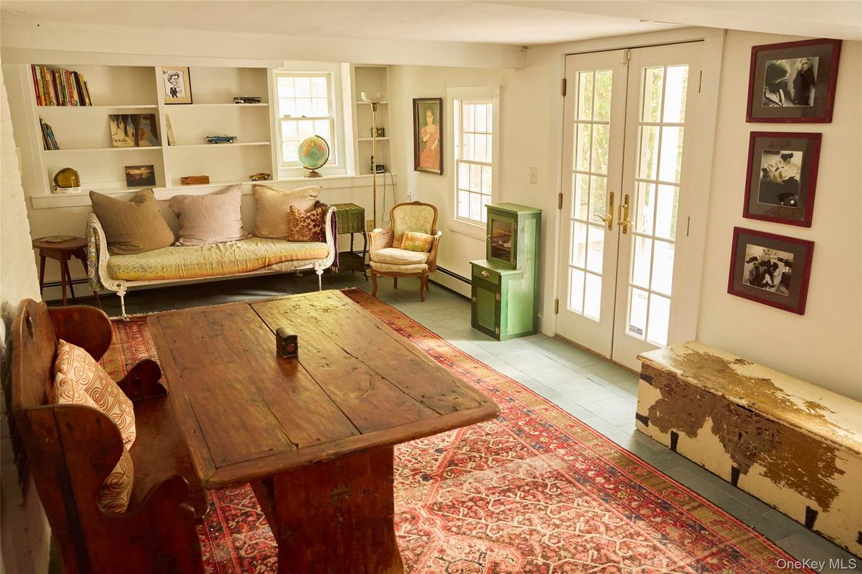 Interior, Living room