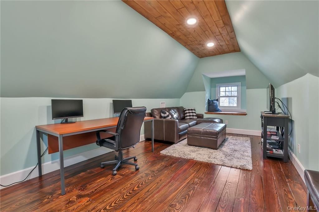 Home Office, Interior, Recessed Lighting, Wooden Ceilings, Wood Texture Flooring
