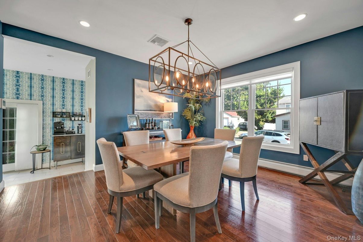 Chandelier, Dining room, Interior, Pendant Lights, Recessed Lighting, Wood Texture Flooring