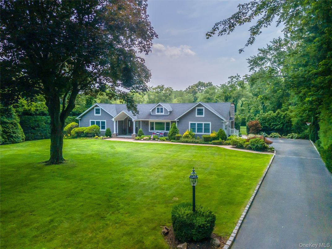 Backyard, Exterior, Facade, Ranch
