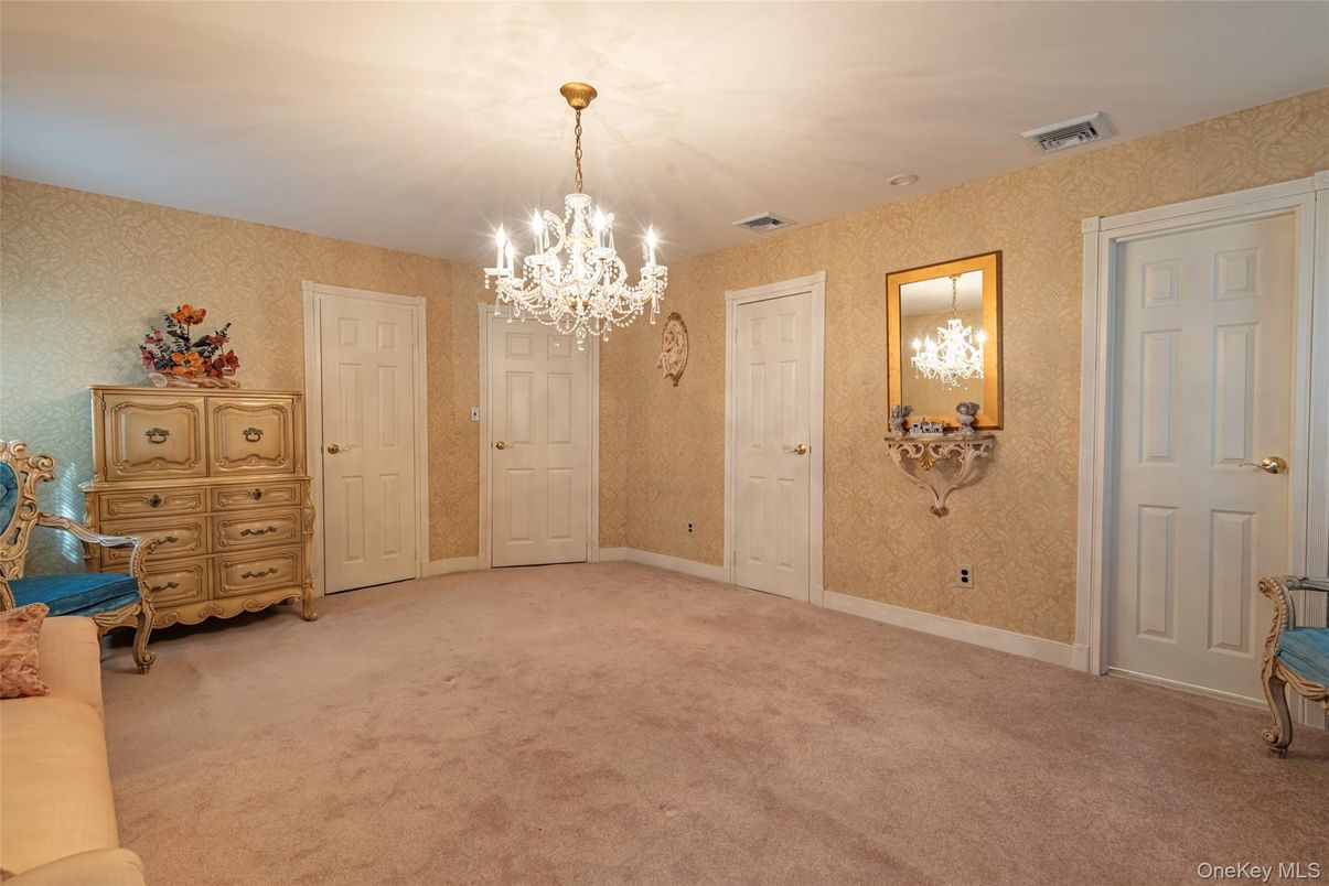 Chandelier, Empty room, Interior