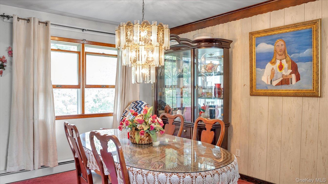 Chandelier, Dining room, Interior
