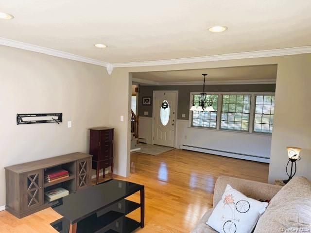 Interior, Pendant Lights, Recessed Lighting, Wood Texture Flooring