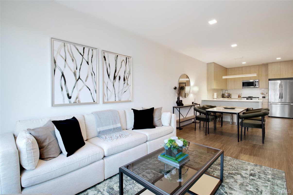 Dining room, Interior, Kitchen, Living room, Pendant Lights, Recessed Lighting, Stainless Steel Appliances, Wood Texture Flooring