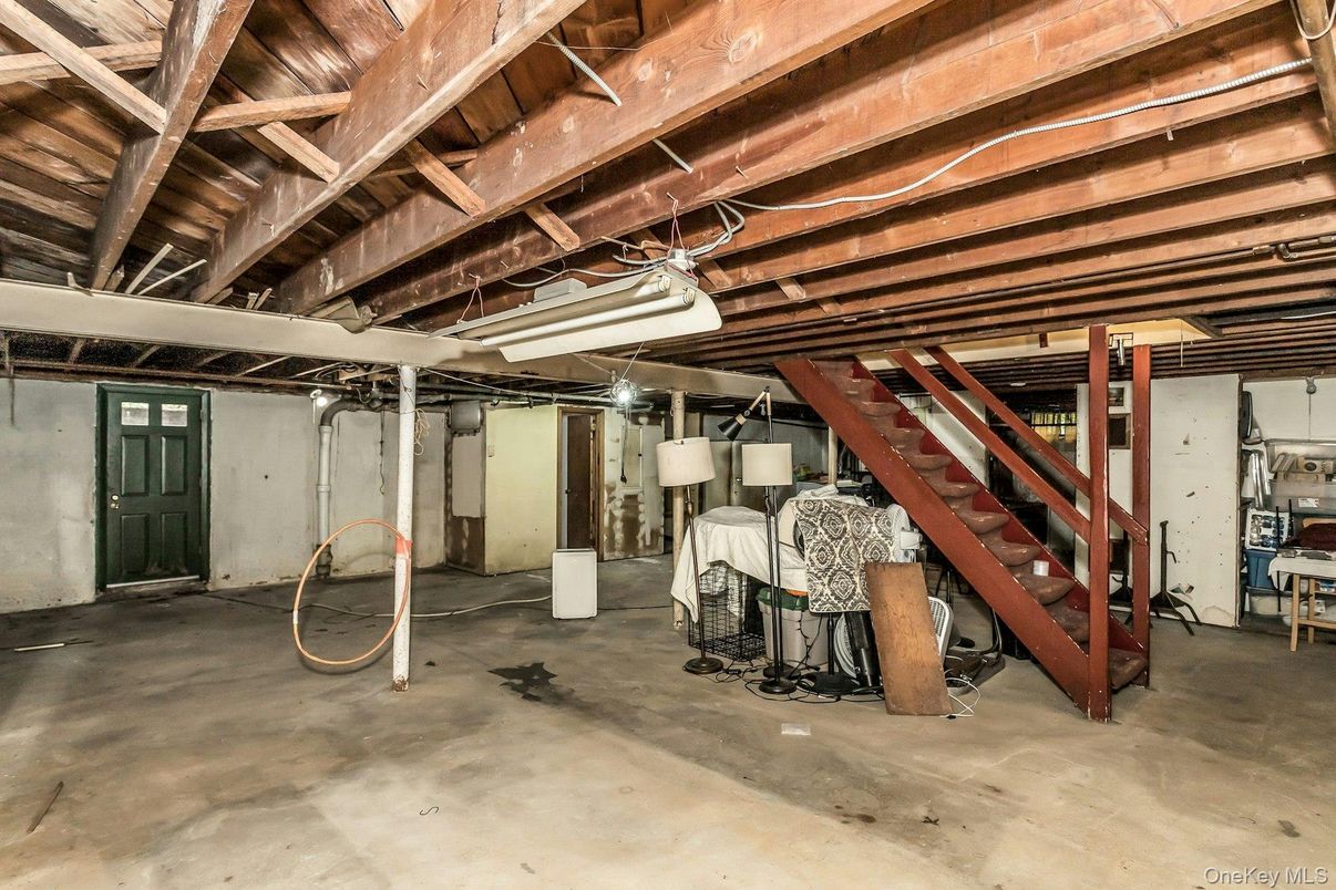 Interior, Wooden Beams