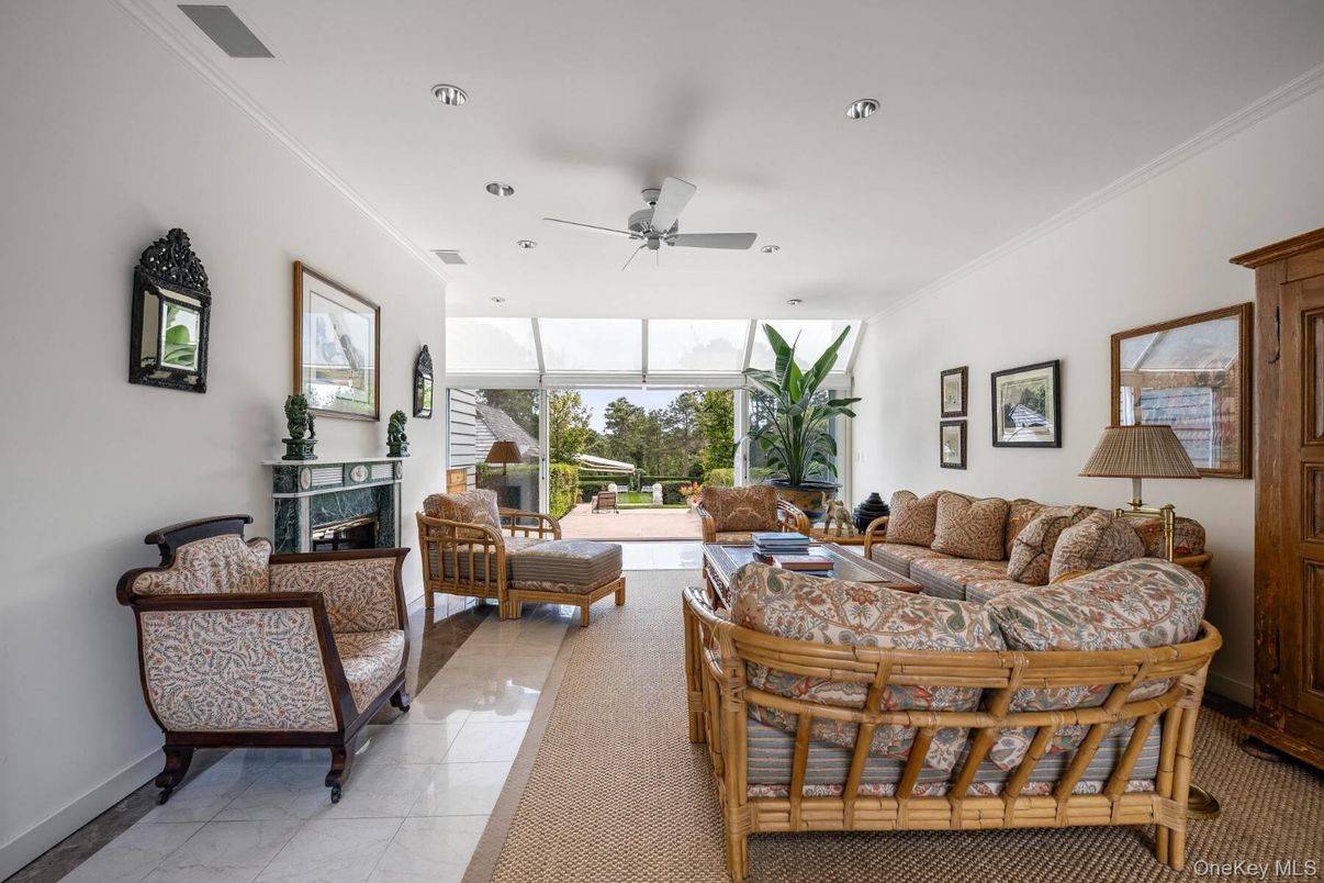 Fireplace, Interior, Living room, Recessed Lighting