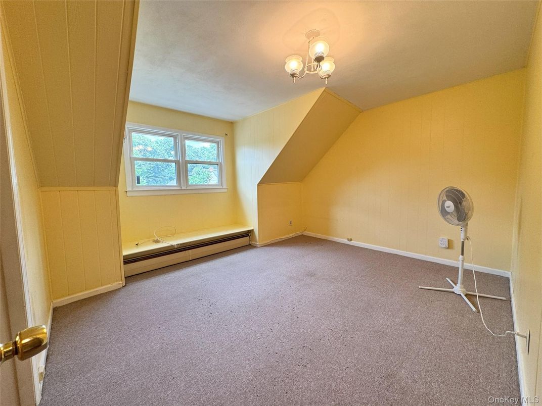 Chandelier, Empty room, Interior