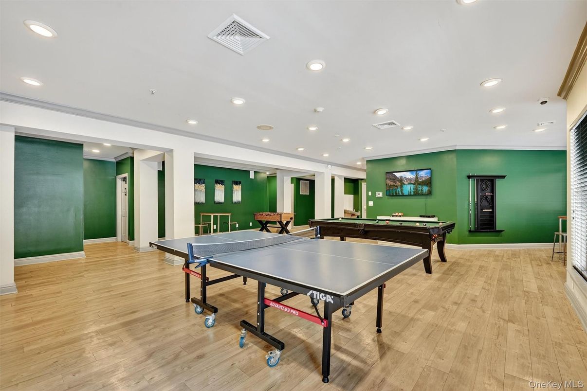 Billiard Table, Game Room, Interior, Recessed Lighting, Wood Texture Flooring