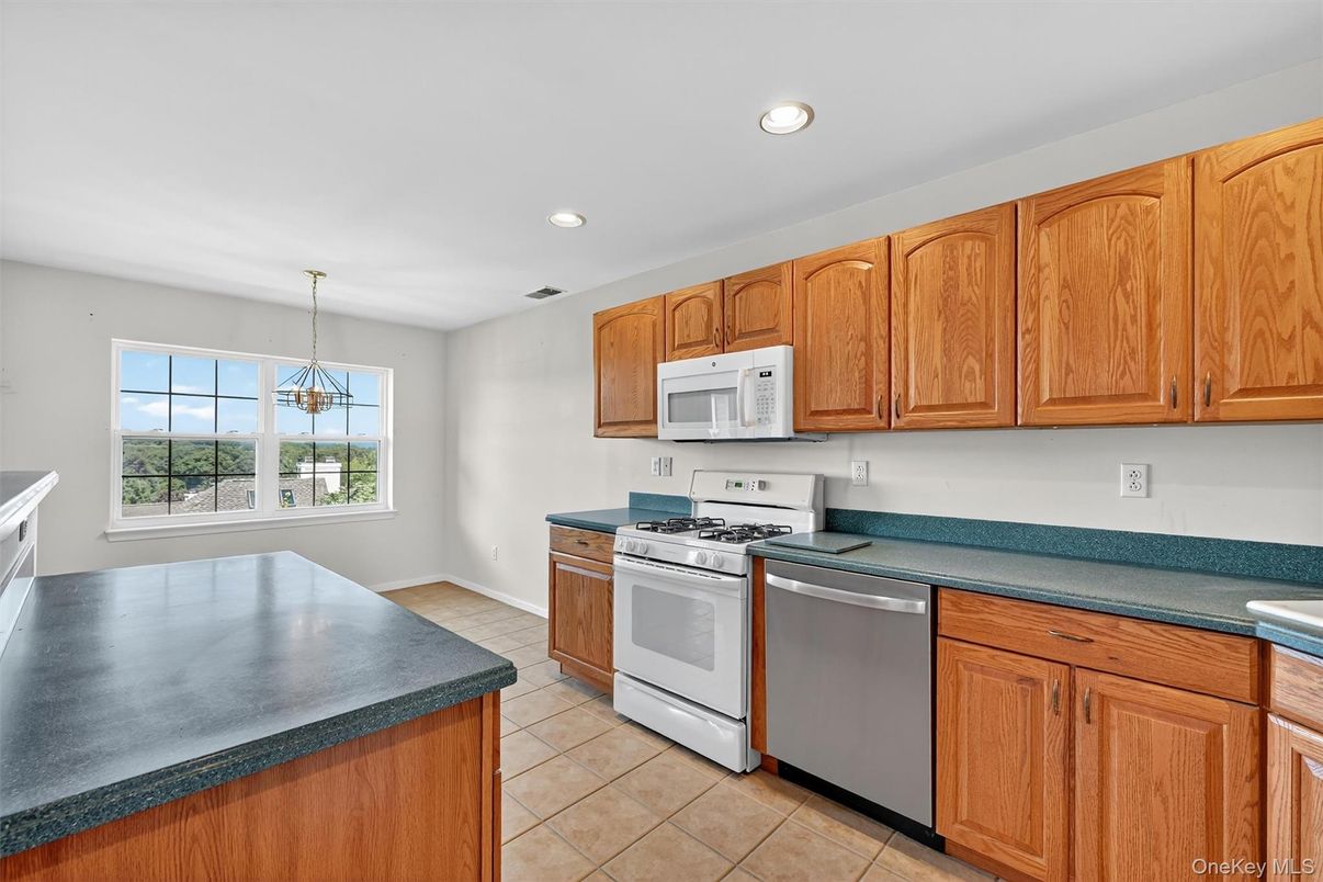 Interior, Kitchen, Pendant Lights, Recessed Lighting