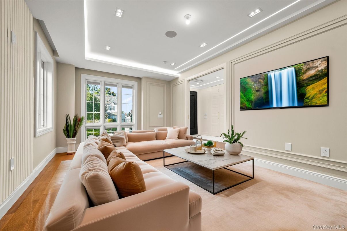 Interior, Living room, Recessed Lighting, Wood Texture Flooring