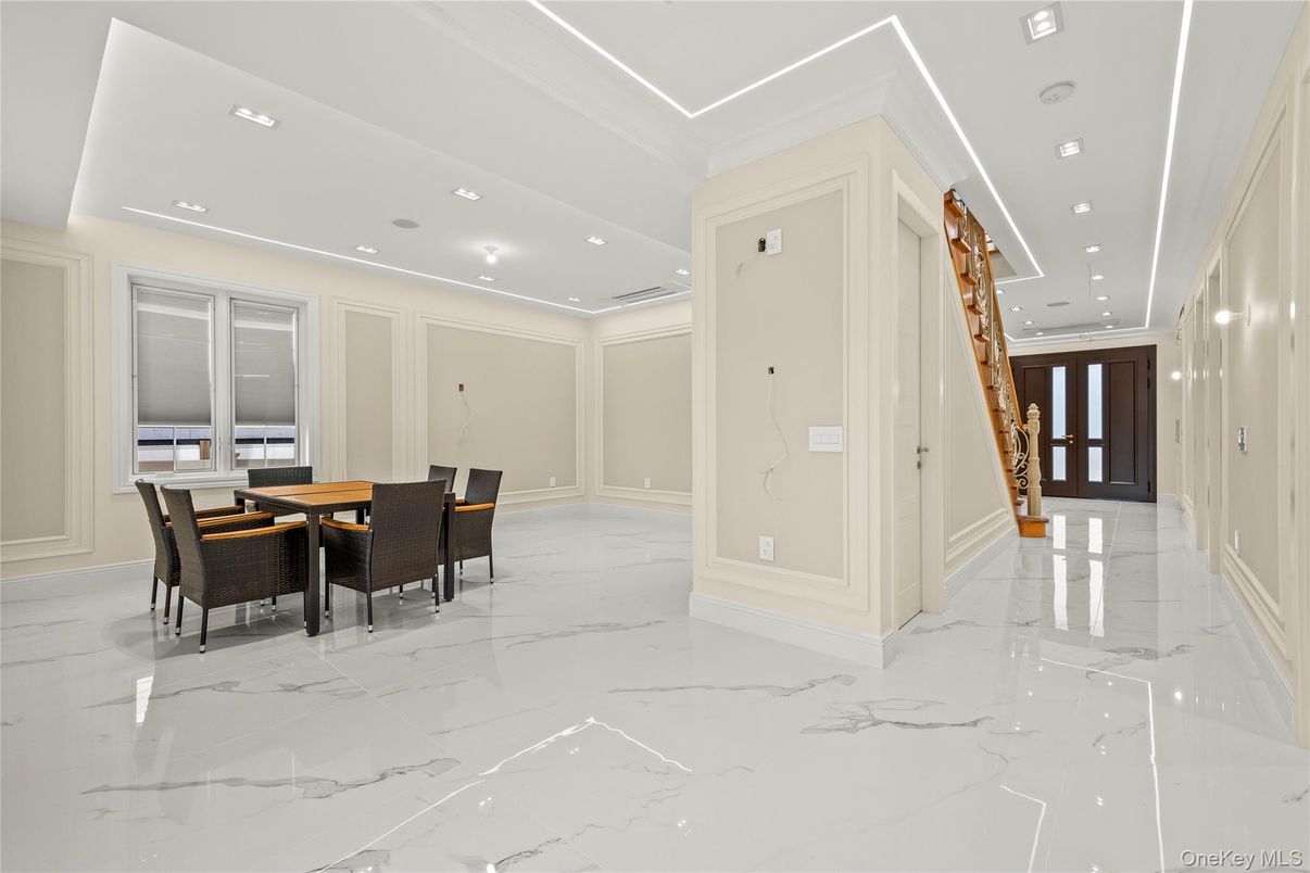 Dining room, Interior, Marble, Recessed Lighting