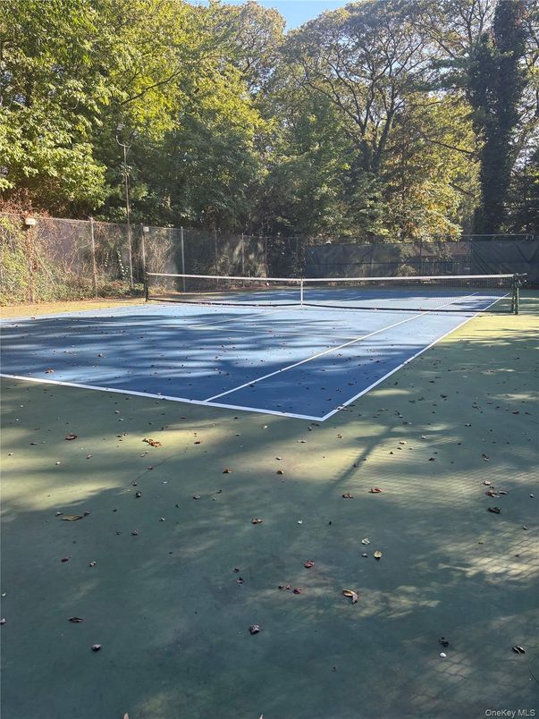 Exterior, Tennis Courts