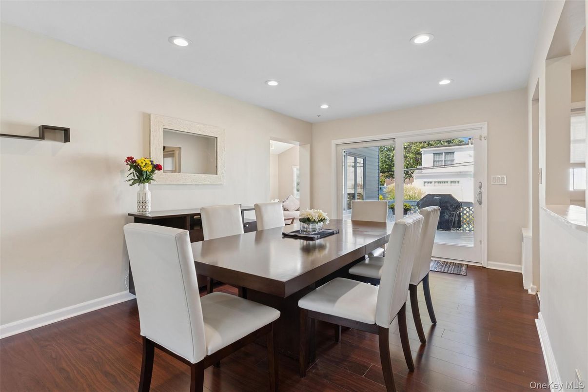 Dining room, Interior, Recessed Lighting, Wood Texture Flooring