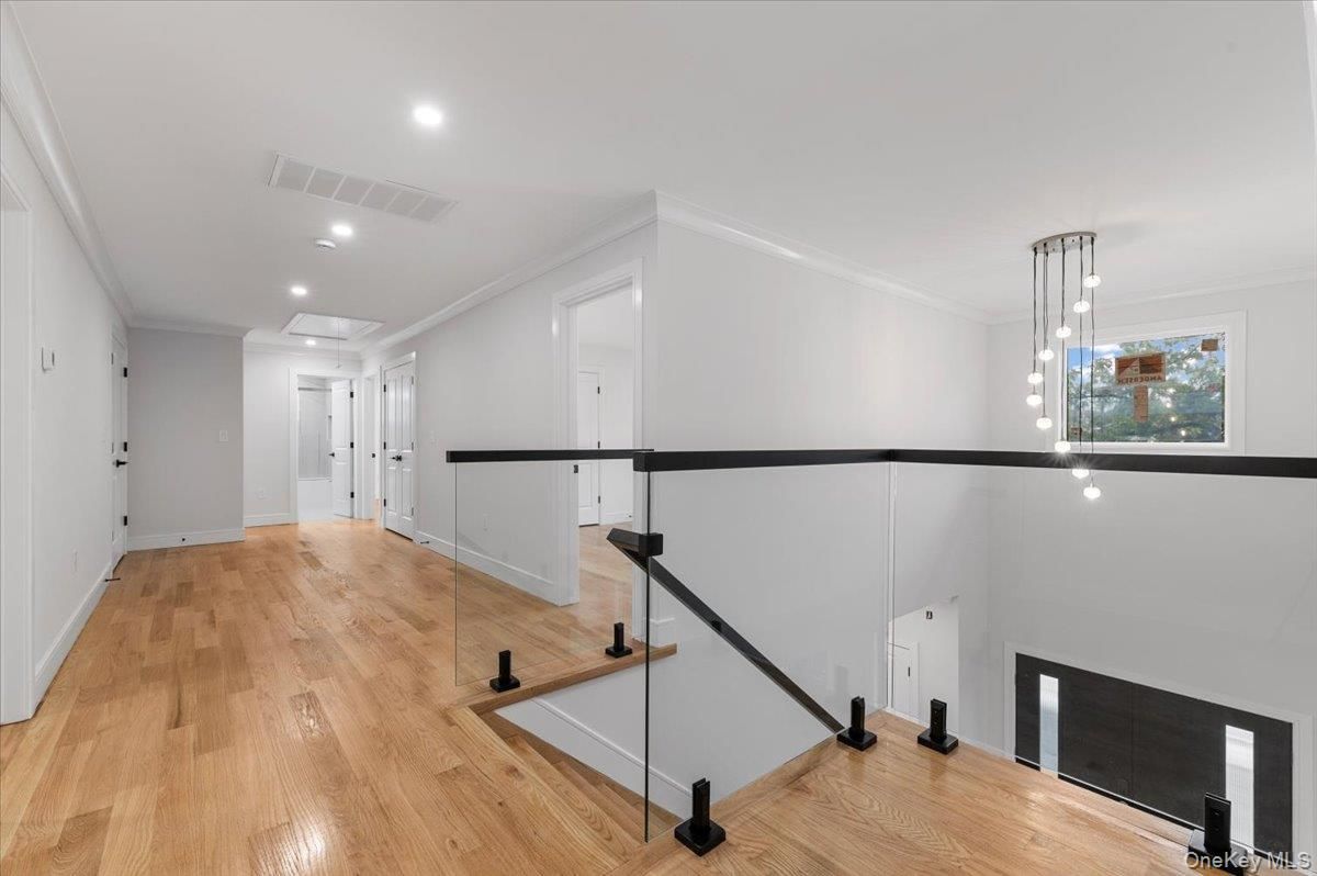 Interior, Pendant Lights, Recessed Lighting, Wood Texture Flooring