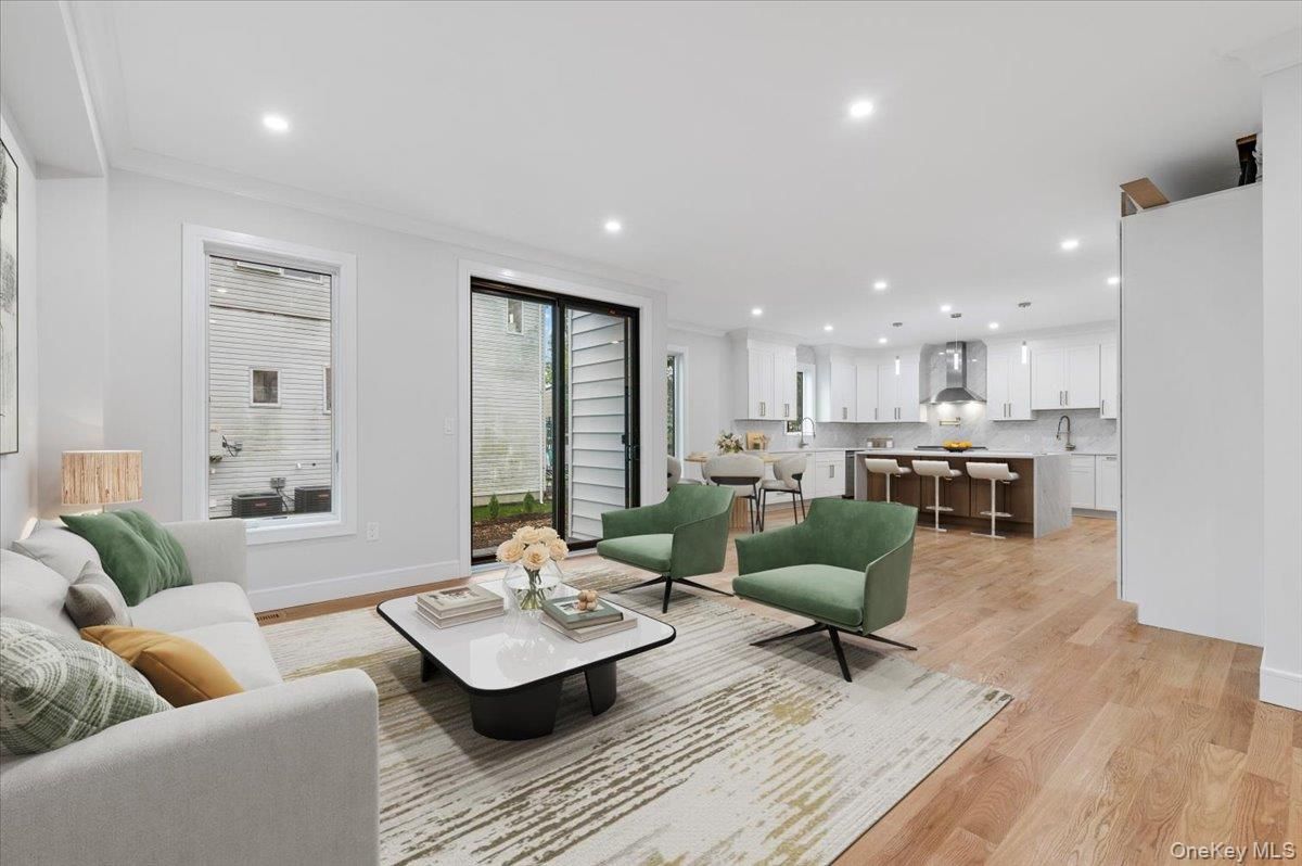 Interior, Kitchen, Living room, Recessed Lighting, Wood Texture Flooring