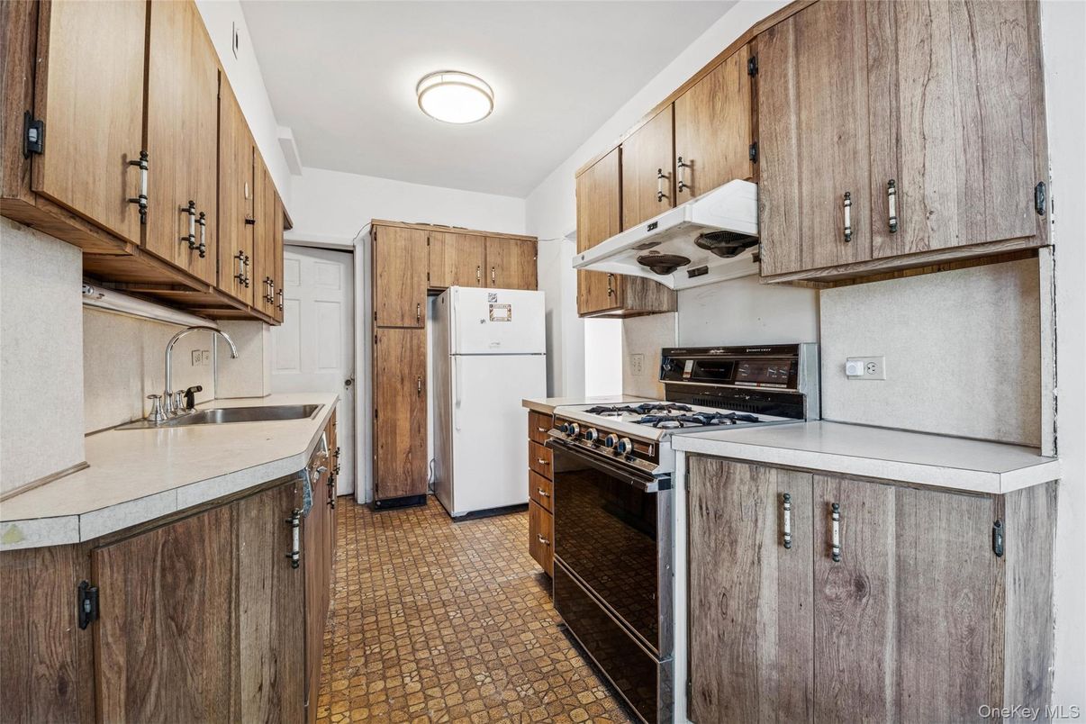 Interior, Kitchen