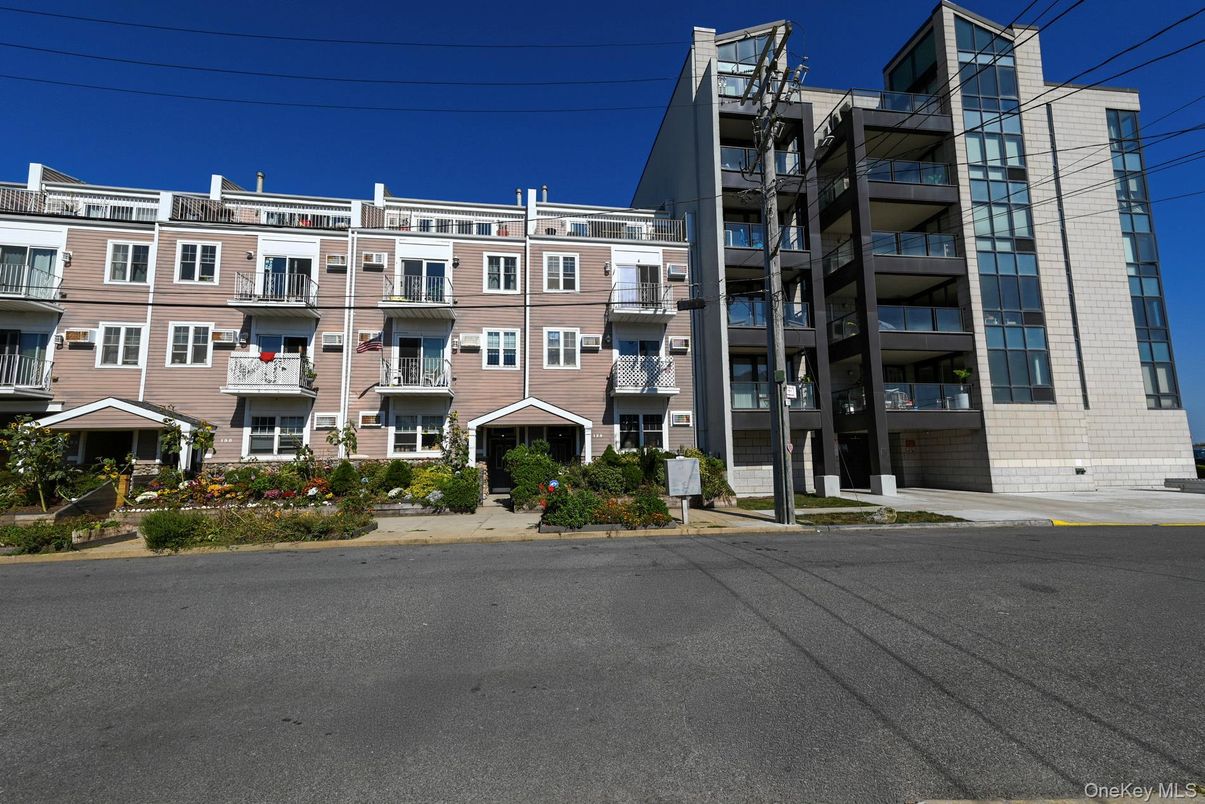 Exterior, Facade, Condo Building