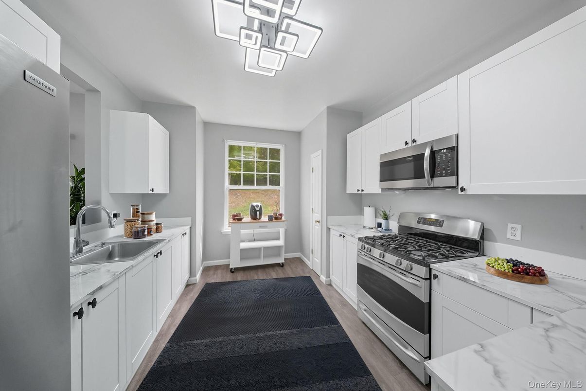 Interior, Kitchen, Stainless Steel Appliances, Wood Texture Flooring