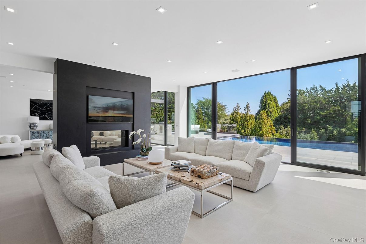 Fireplace, Interior, Living room, Recessed Lighting