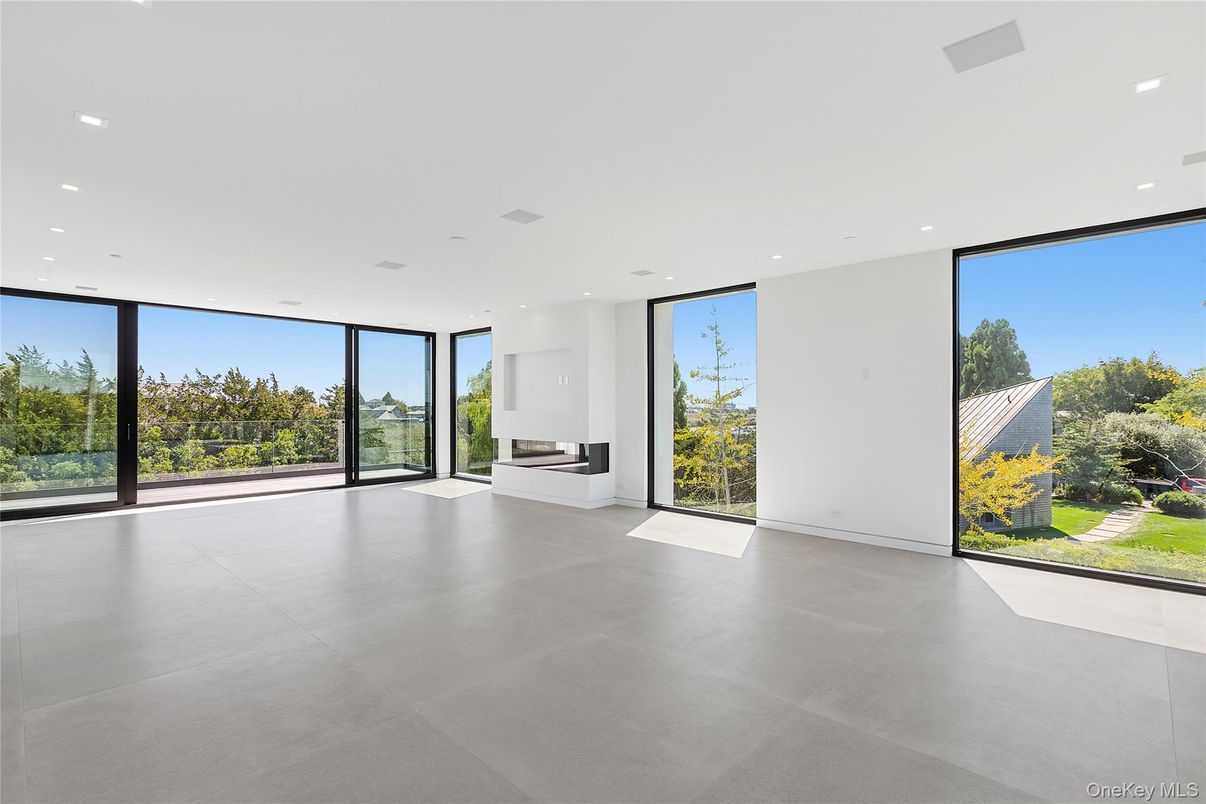 Empty room, Fireplace, Interior, Recessed Lighting