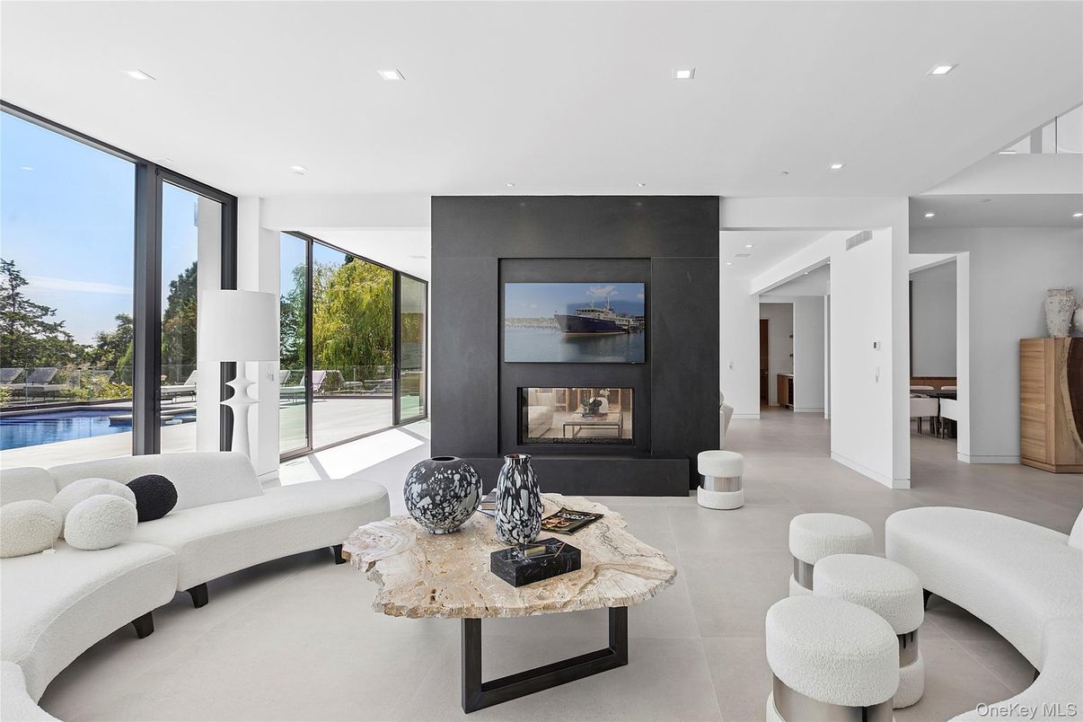 Fireplace, Interior, Living room, Recessed Lighting