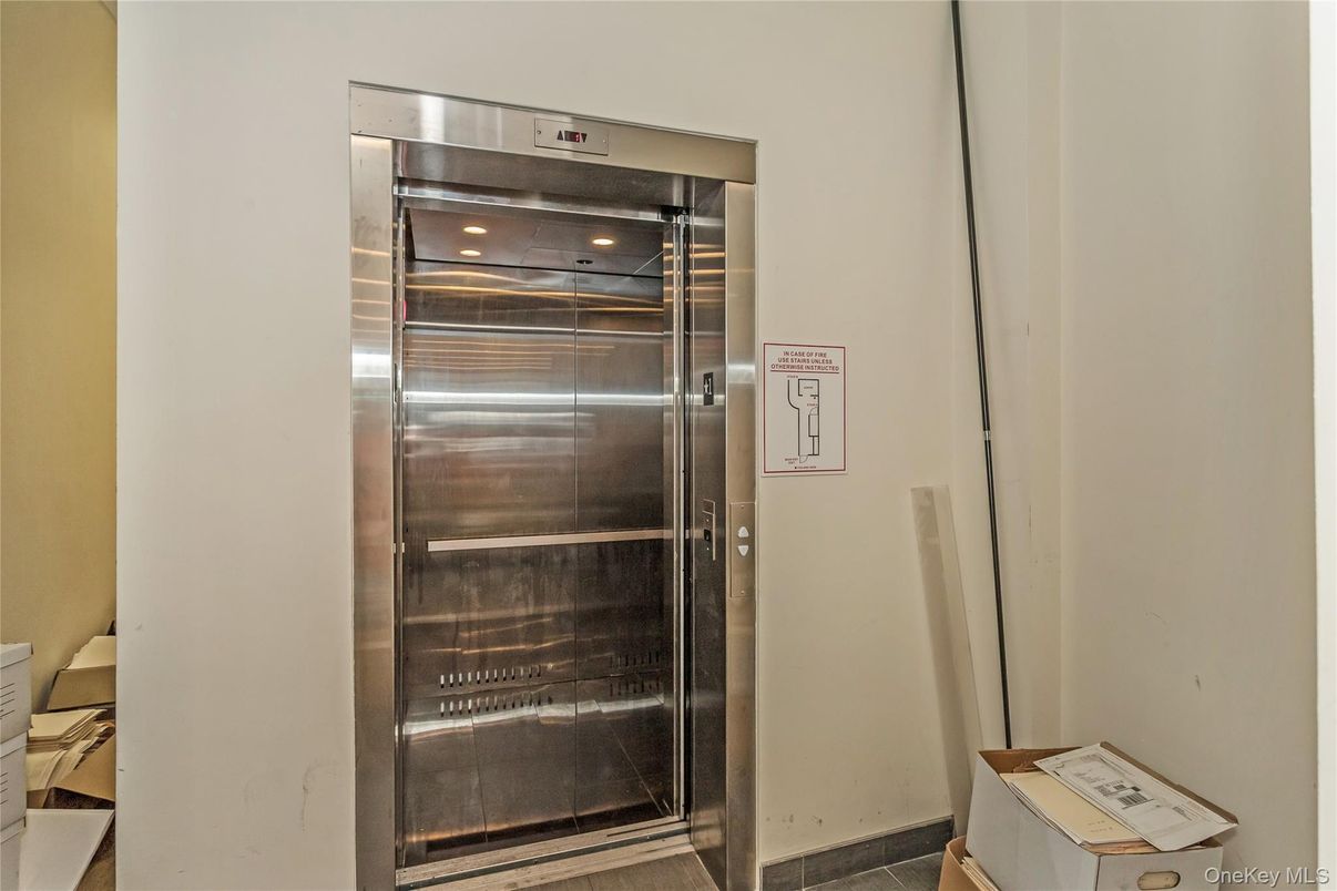 Elevator, Interior