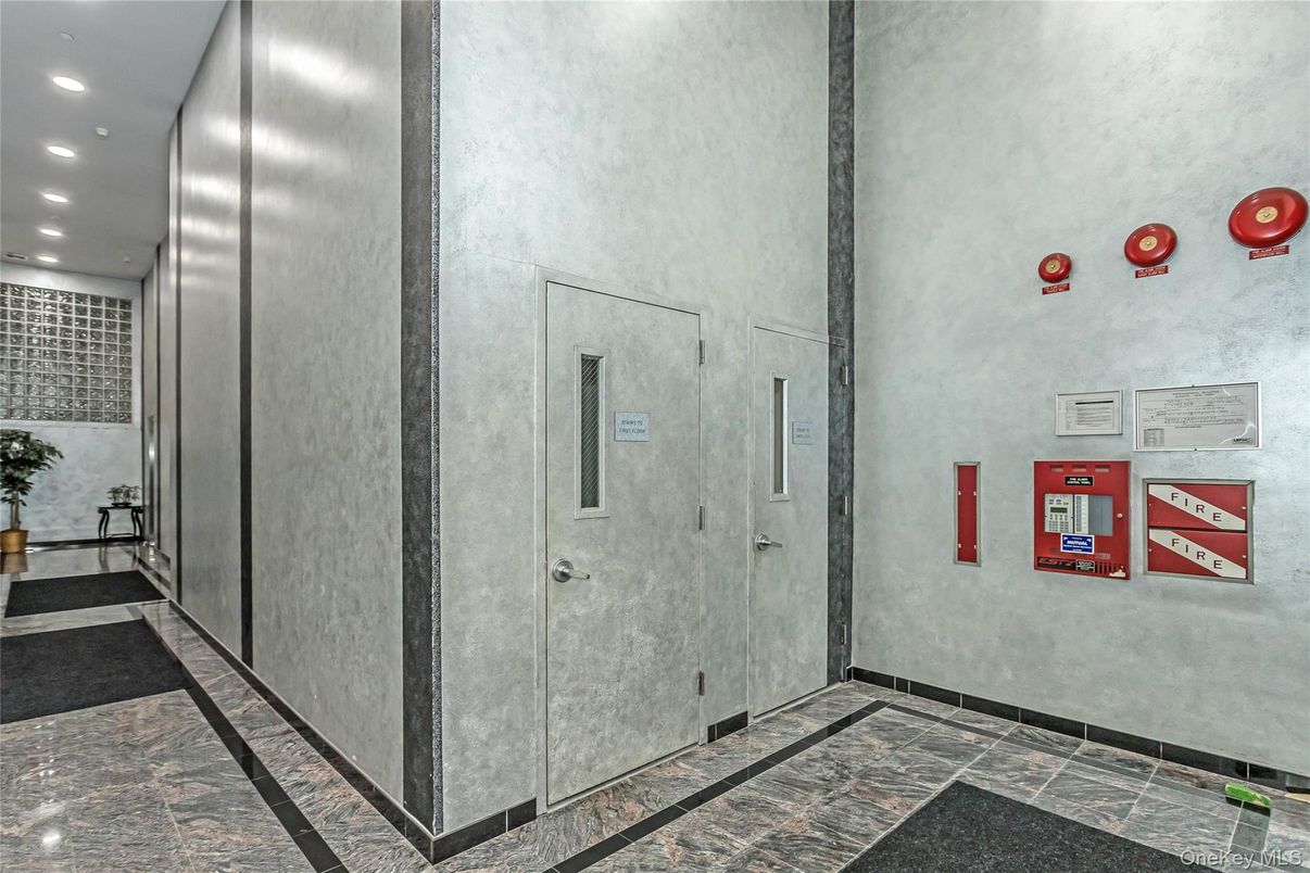 Elevator, Interior, Recessed Lighting