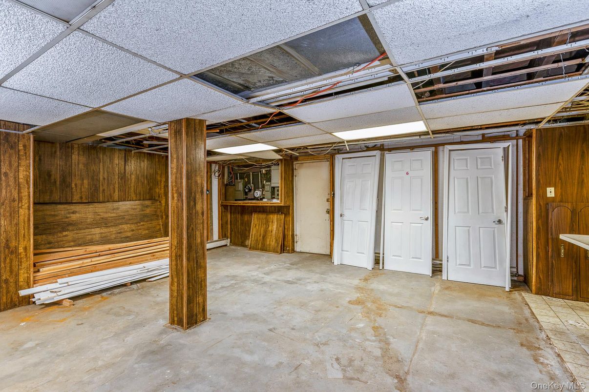 Interior, Wooden Walls