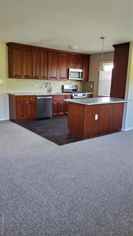 Interior, Kitchen, Pendant Lights, Stainless Steel Appliances