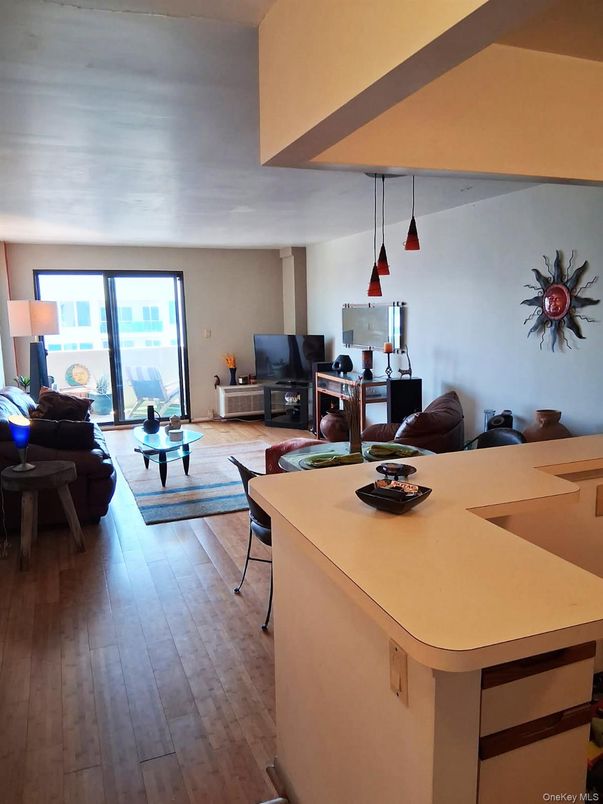 Dining room, Interior, Kitchen, Living room, Pendant Lights, Wood Texture Flooring